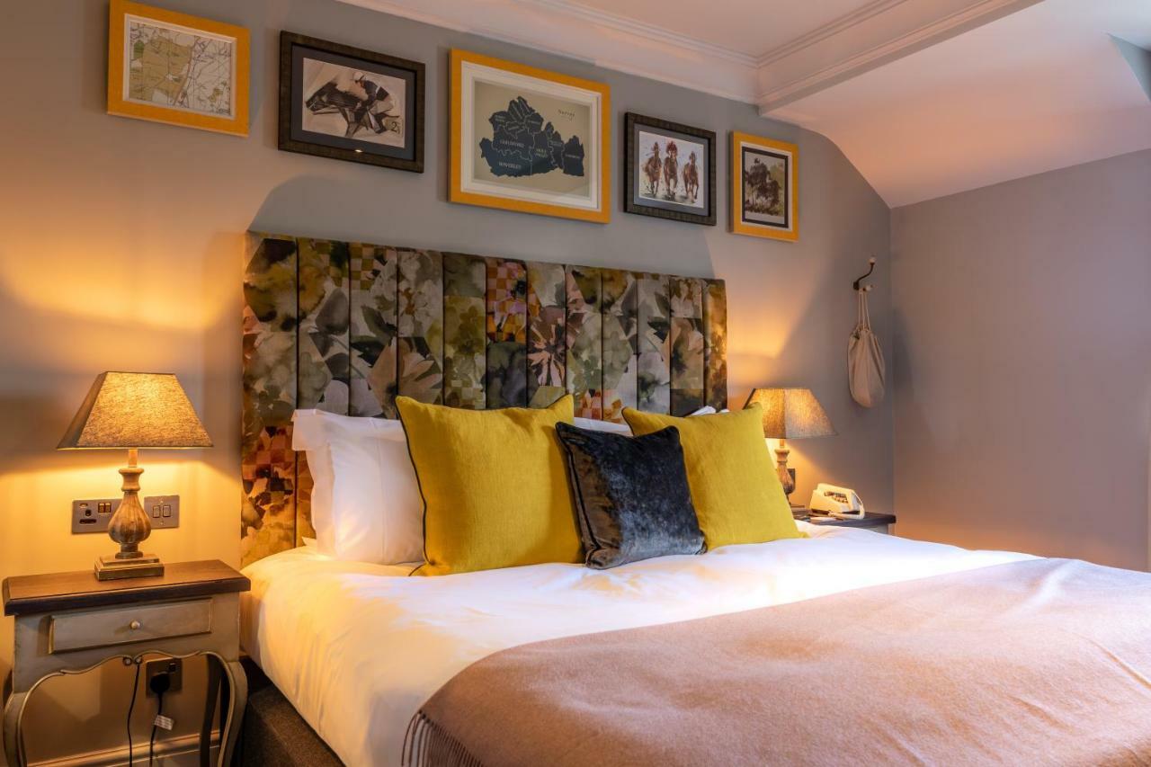 Hotel The Foley Claygate Zewnętrze zdjęcie