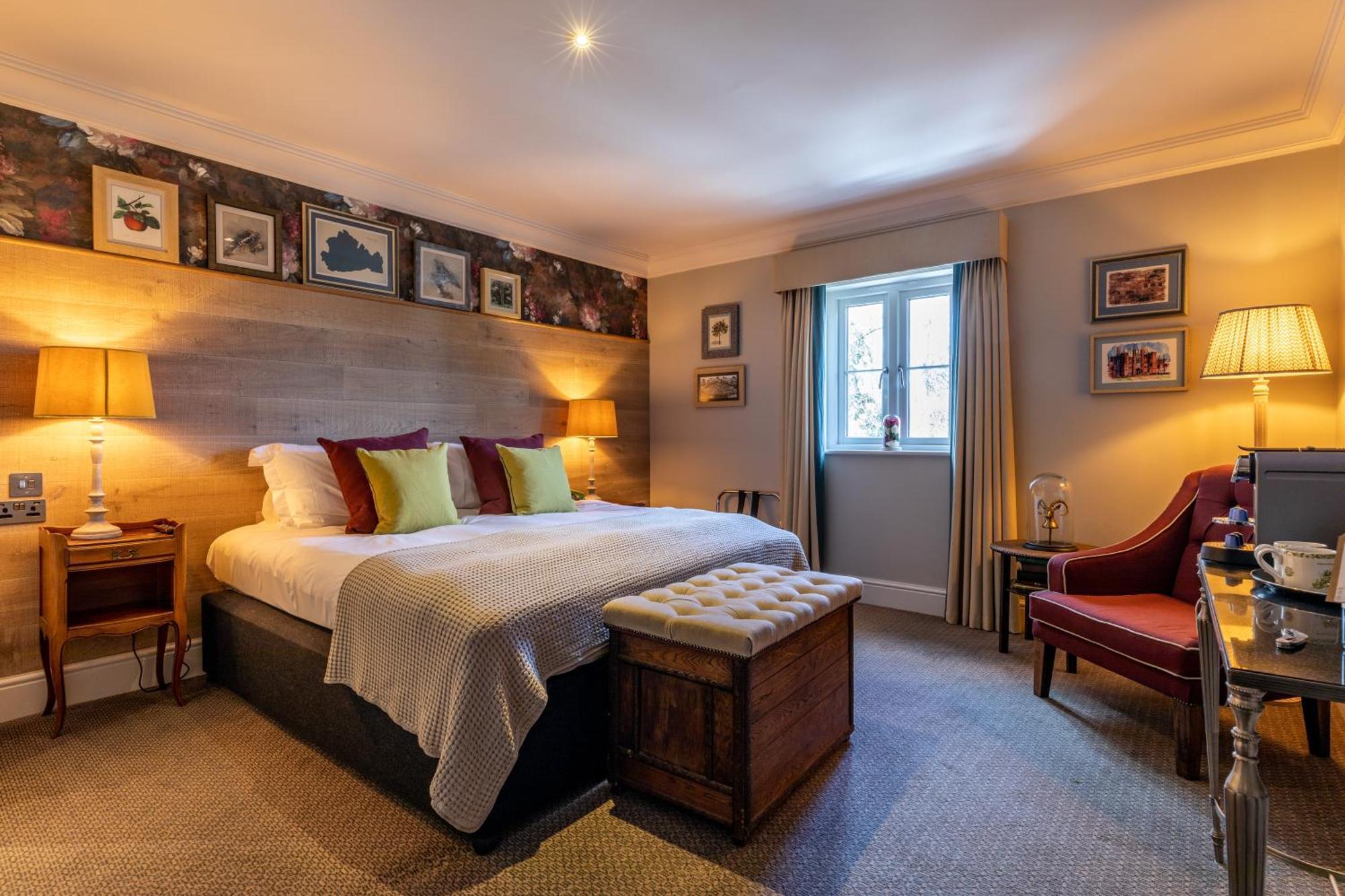 Hotel The Foley Claygate Zewnętrze zdjęcie
